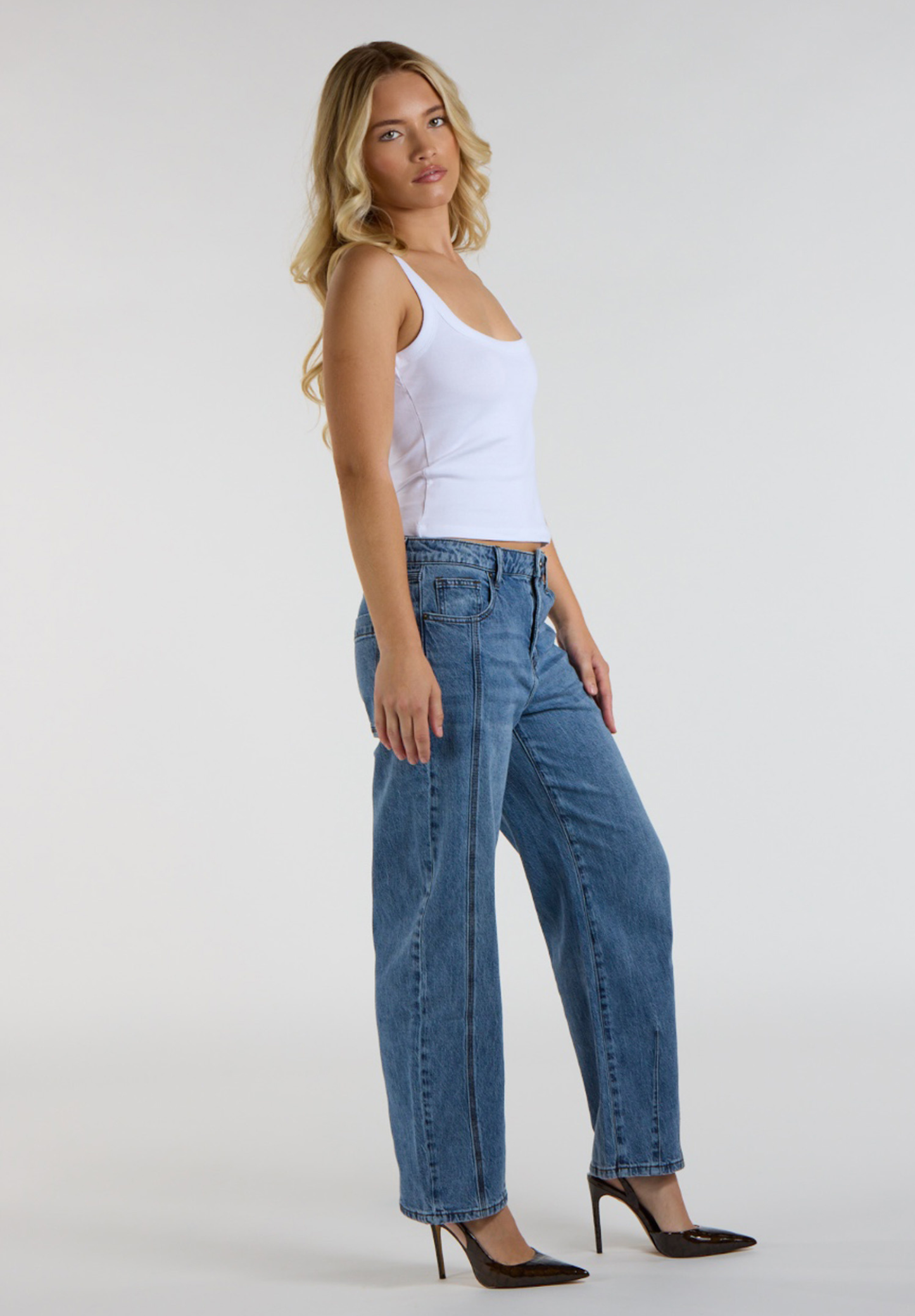 JONI - MEDIUM WASH