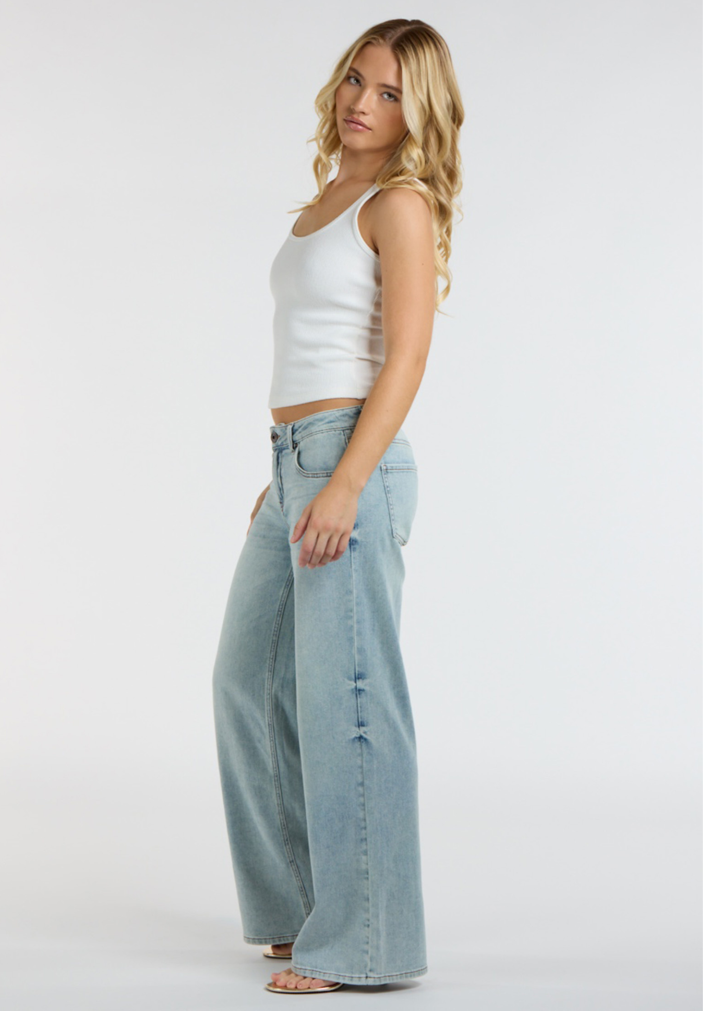 BILLIE - LIGHT TINT WASH